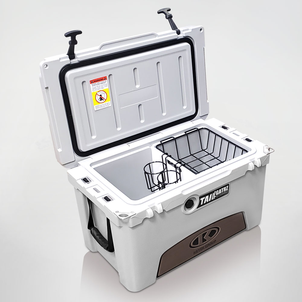 Tailgatrz-Cooler-45-qt-Open